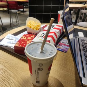 免费看人与拘做受A片
